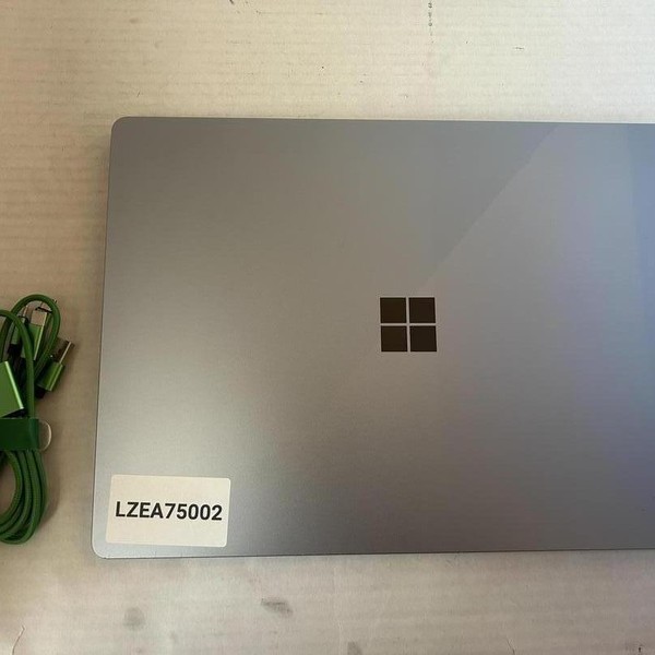 Microsoft Surface Laptop 4 - 512 GB, Platinum, 8 GB, Intel Core i5, 13.5 inch