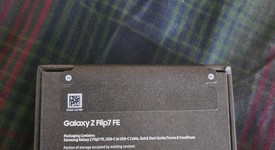 New
													Samsung Galaxy Z Flip7 FE - Unlocked, Black, 128 GB, 8 GB, SM-F761U1, photo 2 of 4