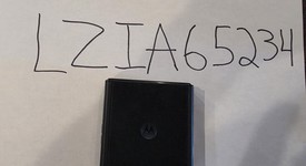 Mint
													Motorola Razr Ultra (2025) - Unlocked, PANTONE Scarab, 1 TB, 16 GB, photo 4 of 7