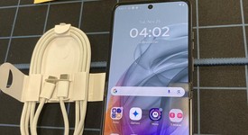 Mint
													Motorola Razr (2024) - T-Mobile, Gray, 256 GB, 8 GB, photo 1 of 8