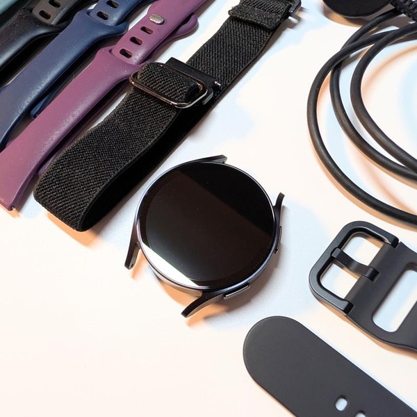 Samsung Galaxy Watch6 - Wi-Fi, Graphite, 40mm