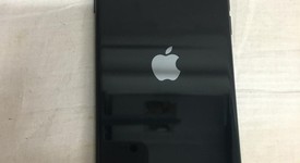 Good
													Apple iPhone SE 3rd Gen 2022 - T-Mobile, Midnight, 64 GB, A2595, photo 5 of 7