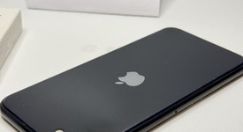 Good
													Apple iPhone SE 3rd Gen 2022 - Unlocked, Midnight, 128 GB, A2595, photo 3 of 5