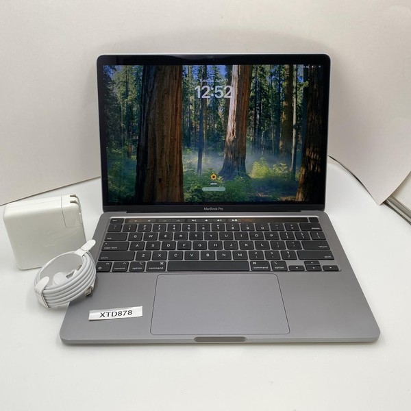 MacBook Pro 2022 - 13 inch - 256 GB, Gray, 24 GB, Apple M2