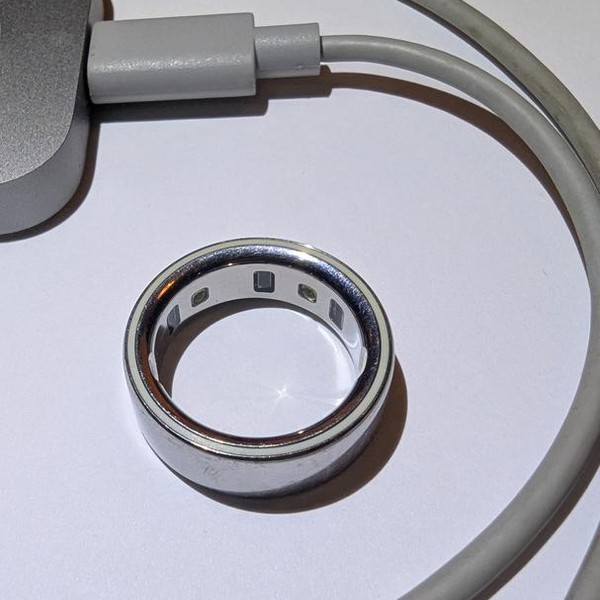 Oura Ring Gen 4 - Silver, Size 9