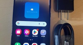 Mint
													Samsung Galaxy S22 - Verizon, Black, 128 GB, 8 GB, SM-S901U, photo 1 of 8