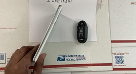 Mint
													Motorola Edge Plus (2022) - Unlocked, White, 512 GB, 8 GB, photo 4 of 8