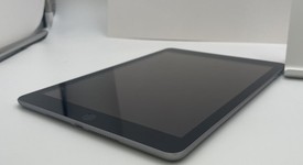 Good
													Apple iPad 5th Gen - Wi-Fi, Gray, 32 GB, A1822, photo 5 of 6