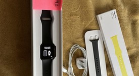 Mint
													Apple Watch Series 3 38mm - Unlocked, Gray, A1860, Aluminum, photo 1 of 4