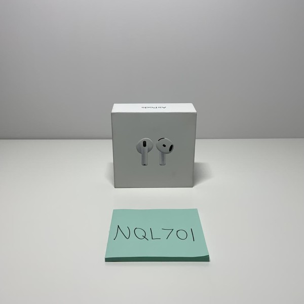 Apple AirPods (4th Gen) - Standard