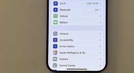 Mint
													Apple iPhone 15 Pro - Unlocked, White, 128 GB, A2848, photo 3 of 15