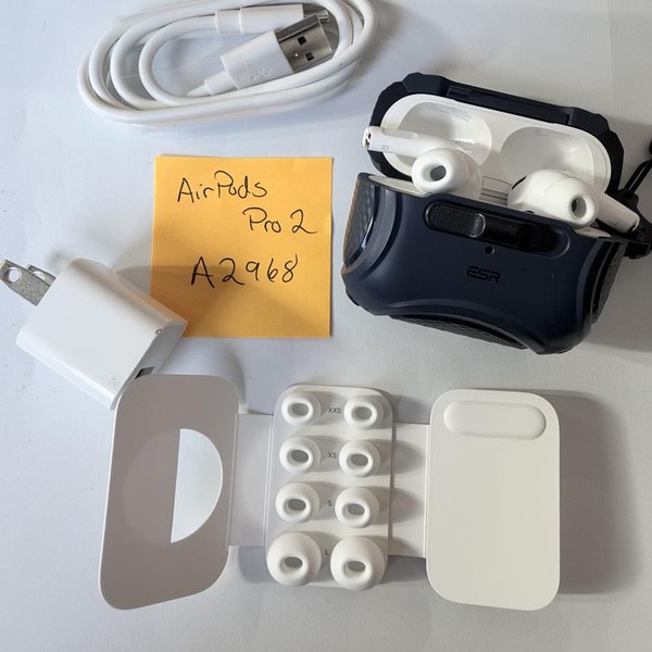 Apple AirPods Pro 2 - USB-C