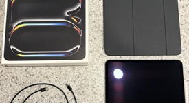 Good
													Apple iPad Pro 13" (M4) 2024 - Unlocked, Black, 256 GB, 8 GB, A2926, Standard Glass, photo 2 of 11