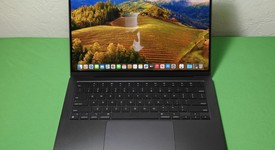 Good
													MacBook Pro Late 2023 (M3) - 14" - Apple M3 Pro 11-core, Black, 512 GB, 18 GB, 14-core GPU, photo 2 of 18
