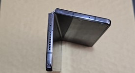 Good
													Samsung Galaxy Z Fold4 5G - Unlocked Non-US, Black, 256 GB, 12 GB, SM-F936B/DS, photo 4 of 11