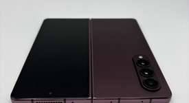 Mint
													Samsung Galaxy Z Fold4 5G - Unlocked, Burgundy, 512 GB, 12 GB, SM-F936U1, photo 2 of 8
