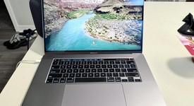 Mint
													MacBook Pro 2019 - 16" - I9, Silver, 1 TB, 16 GB, photo 1 of 7