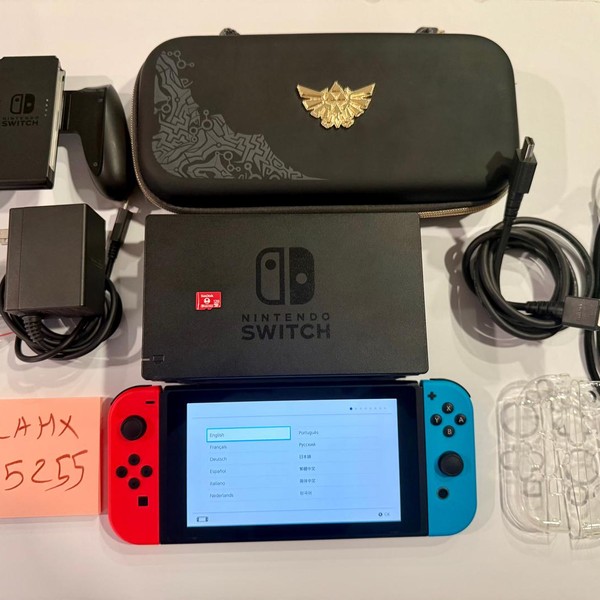 Nintendo Switch - 32 GB, Red & Blue