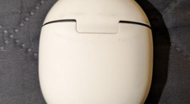 Used
													Google Pixel Buds Pro - Charcoal, photo 4 of 9