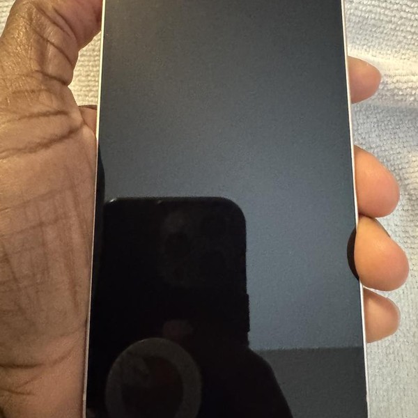 Apple iPhone 13 - AT&T, 256 GB, Starlight, A2482