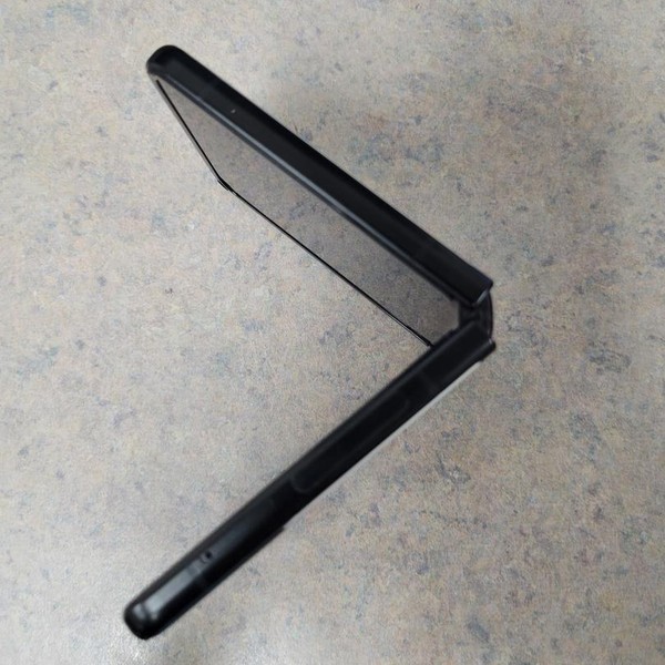 Samsung Galaxy Z Flip3 5G - Unlocked, 256 GB, White, 8 GB, SM-F711U1