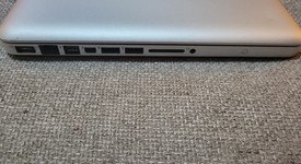 Fair
													MacBook Pro 2012 (Unibody) - 13" - Silver, 512 GB, 4 GB, photo 3 of 10