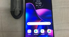 Mint
													Motorola Edge (2022) - T-Mobile, Gray, 128 GB, 8 GB, photo 5 of 7