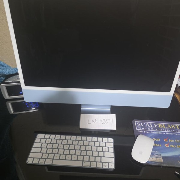iMac 2021 24 inch - 256 GB, Silver, 8 GB, Apple M1