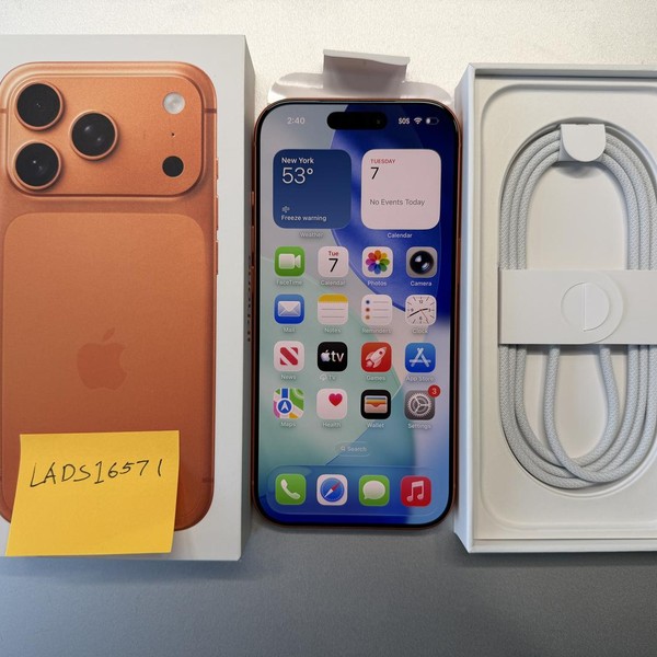Apple iPhone 17 Pro - Unlocked, 256 GB, Cosmic Orange, A3256