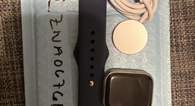 Good
													Apple Watch Series 9 41mm - Unlocked, Silver, A2982 - Cellular, Stainless, photo 3 of 24