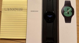 Good
													Samsung Galaxy Watch4 - Unlocked, Custom, 40mm, Bespoke Edition, photo 1 of 2