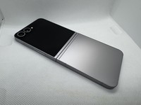 Samsung Galaxy Z Flip6