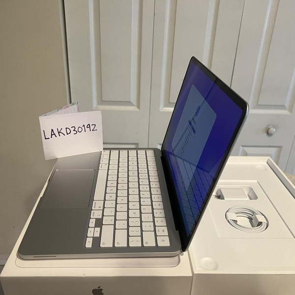 MacBook Neo 2026 - 256 GB, Silver, 8 GB, Apple A18 Pro