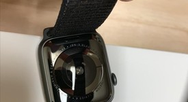 Mint
													Apple Watch Series 4 44mm - Gray, A1978 - GPS, Aluminum, photo 1 of 8