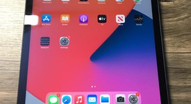 Good
													Apple iPad 7th Gen - Unlocked, Gray, 32 GB, A2200, photo 1 of 7