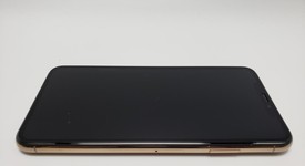 Good
													Apple iPhone Xs Max - Unlocked, Gold, 64 GB, A1921, photo 4 of 10