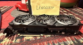 Used
													MSI GeForce RTX 3080 - RTX-3080-VENTUS-3X-10G-OC, Ventus 3X OC, photo 1 of 3