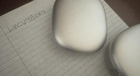 Used
													Apple AirPods Max - Gray, photo 2 of 3