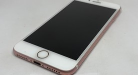 Fair
													Apple iPhone 7 - Cricket, Rose Gold, 32 GB, A1660, photo 2 of 9