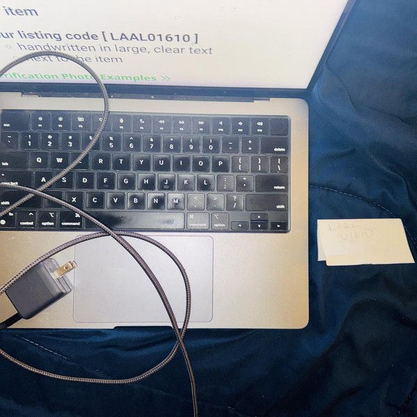 MacBook Pro 2021 - 14 inch - 512 GB, Gray, 16 GB, Apple M1 Pro 10-core