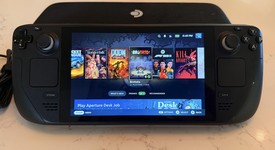 Mint
													Steam Deck - AMD, Black, 256 GB, 16 GB, photo 2 of 6