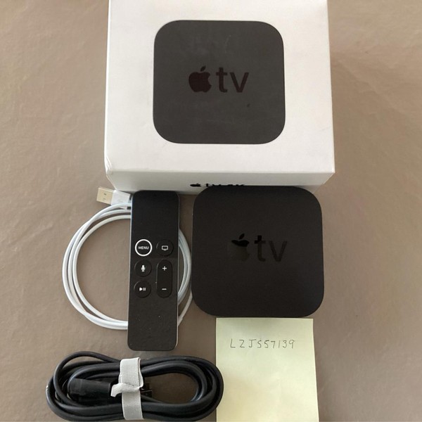 Apple TV 4k 1st Gen (2017) - 32 GB