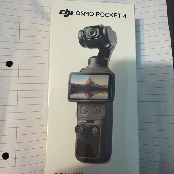 DJI Osmo Pocket 4