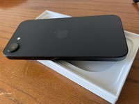 Apple iPhone 16e