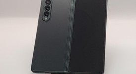 Good
													Samsung Galaxy Z Fold3 5G - Unlocked, Green, 256 GB, 12 GB, SM-F926U1, photo 1 of 4