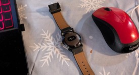 Mint
													Google Pixel Watch - Unlocked, Black, LTE, photo 2 of 4