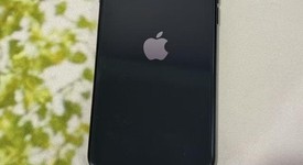 Good
													Apple iPhone SE 2nd Gen 2020 - Unlocked, Black, 64 GB, A2275, photo 2 of 7