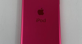 Good
													Apple iPod Touch 6th Gen - Wi-Fi, Pink, 64 GB, photo 3 of 6