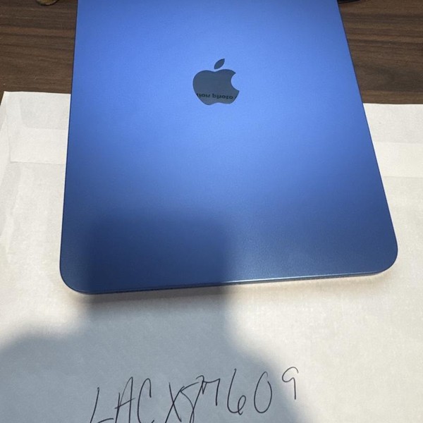 Apple iPad 11th Gen - Wi-Fi, 128 GB, Blue, A3354