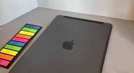 Good
													Apple iPad 9th Gen - Unlocked, Gray, 256 GB, A2603, photo 4 of 5